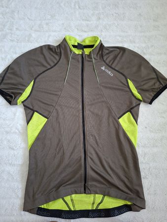 Odlo Veste Cycliste d'été, Taille M, en parfait état.