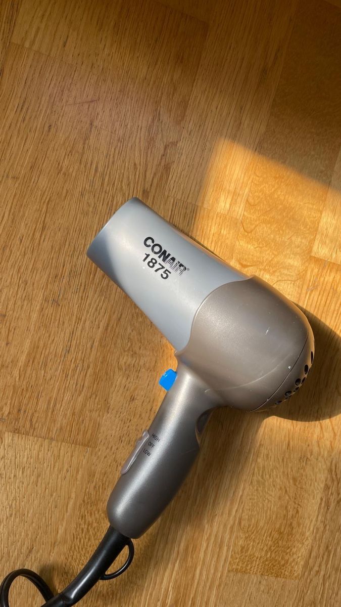 Föhn: Haarfön mit USA Stecker – Gebraucht aus Zürich von kuengka 7