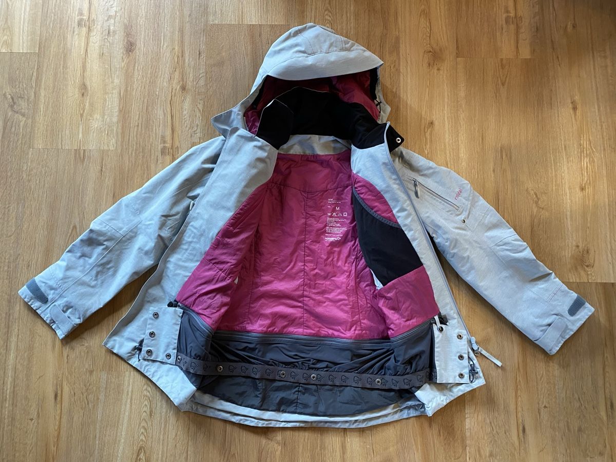 Norrøna Giacche: Norrona Roldal GTX Jacke, Gr. M – Usato da Matten (St. Stephan) venduto da pippi1angstrumpf 2