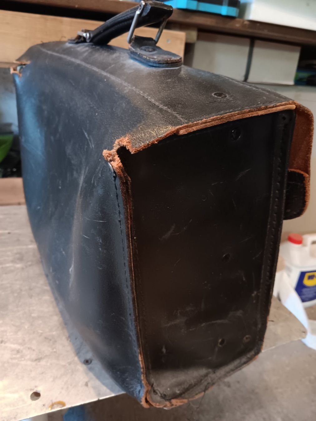 Tutti gli attrezzi: Gefüllte Werkzeugtasche aus Leder. – Usato da Dietikon venduto da Sauber64 5