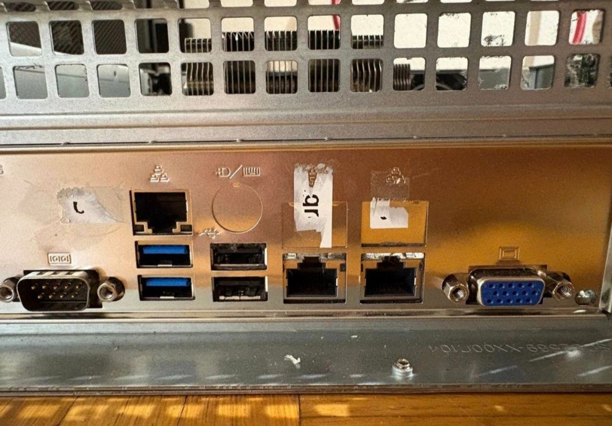 Supermicro Serveurs: Supermicro Dual Intel Xeon Silver 4108 Server – D'occasion à Arbon par Fabii247 2