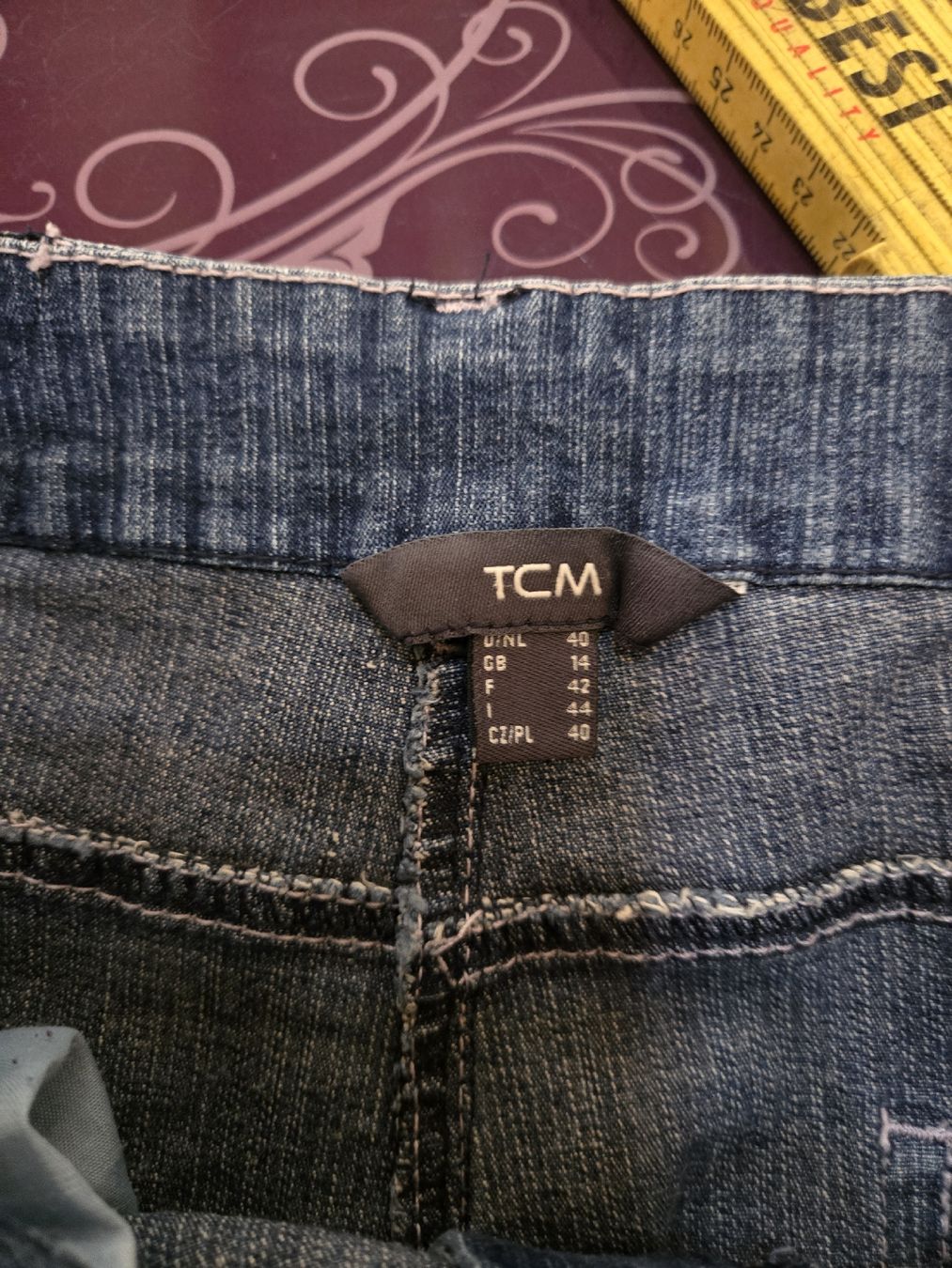 Jeans: Jeans femme TCM – Usato da Sion venduto da Oonathoo 2