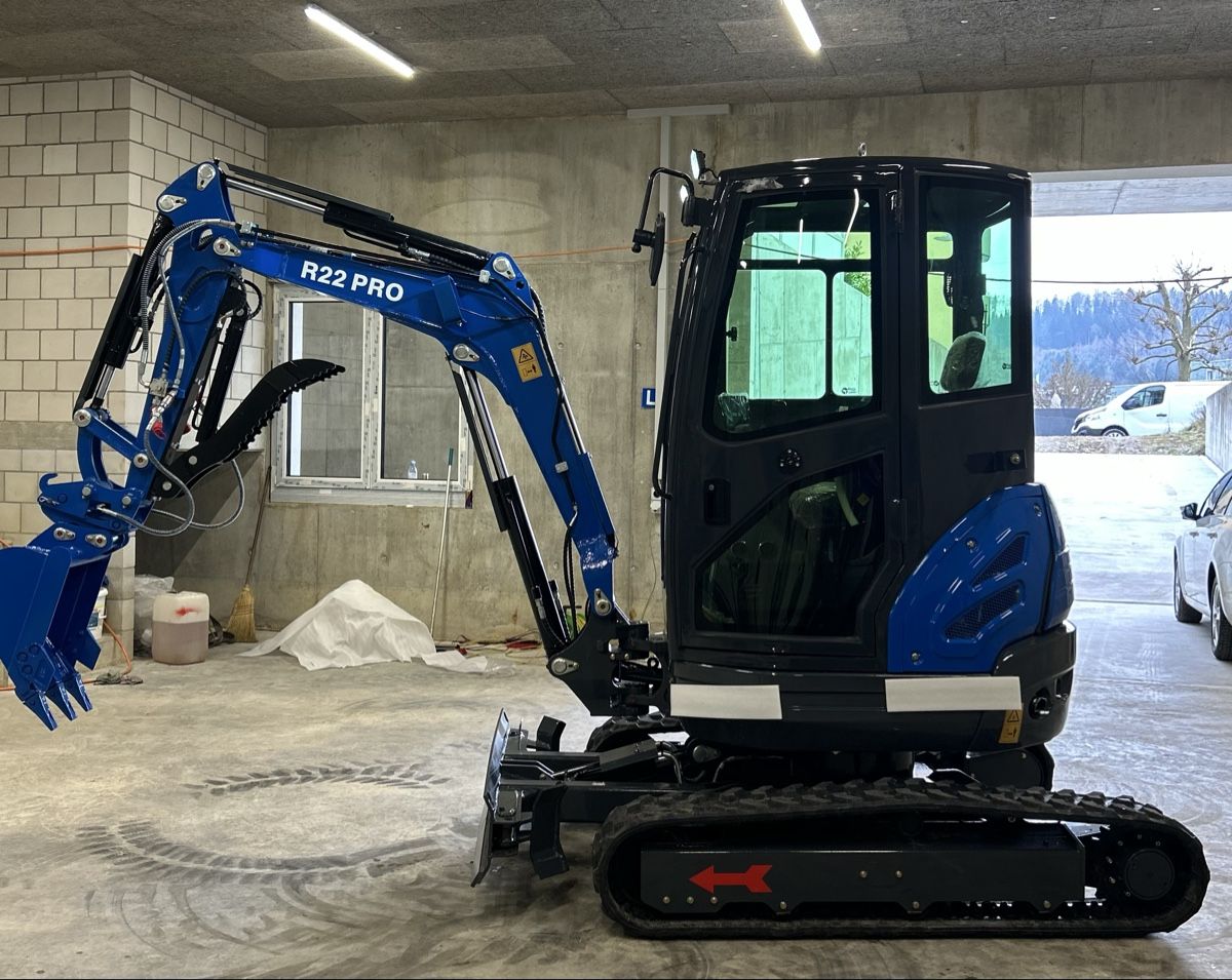 Kubota Bagger: Bagger 2.5 Tonnen (Euro 5) mit Kubota Motor – Neu und originalverpackt aus Pieterlen von garagelangisch_sm 1