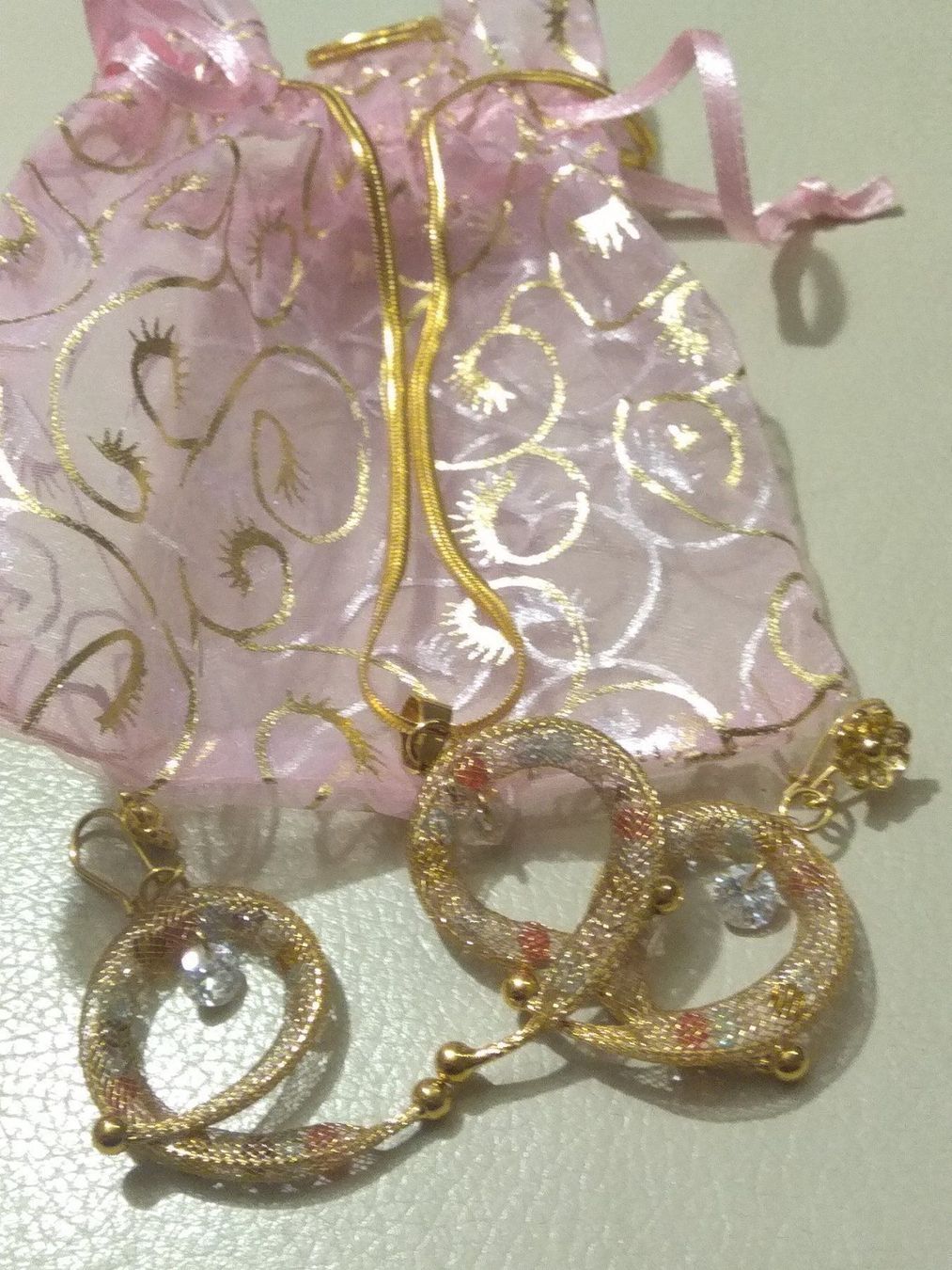 Sonstiger Schmuck: Traumhaftes Set mit Geschenksäckli – Neu und originalverpackt aus Münchenbuchsee von Daniel0133 2