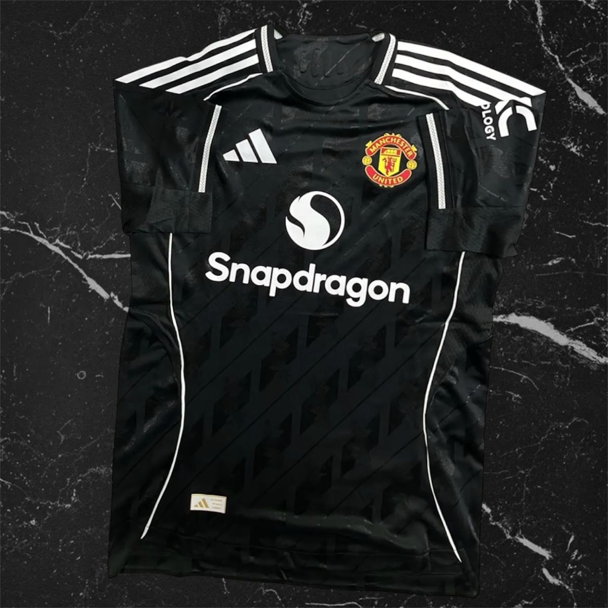 Manchester United Canottiere & Pantaloni: Manchester United Trikot Grösse L – Nuovo (secondo la descrizione) da Frenkendorf venduto da a_1999