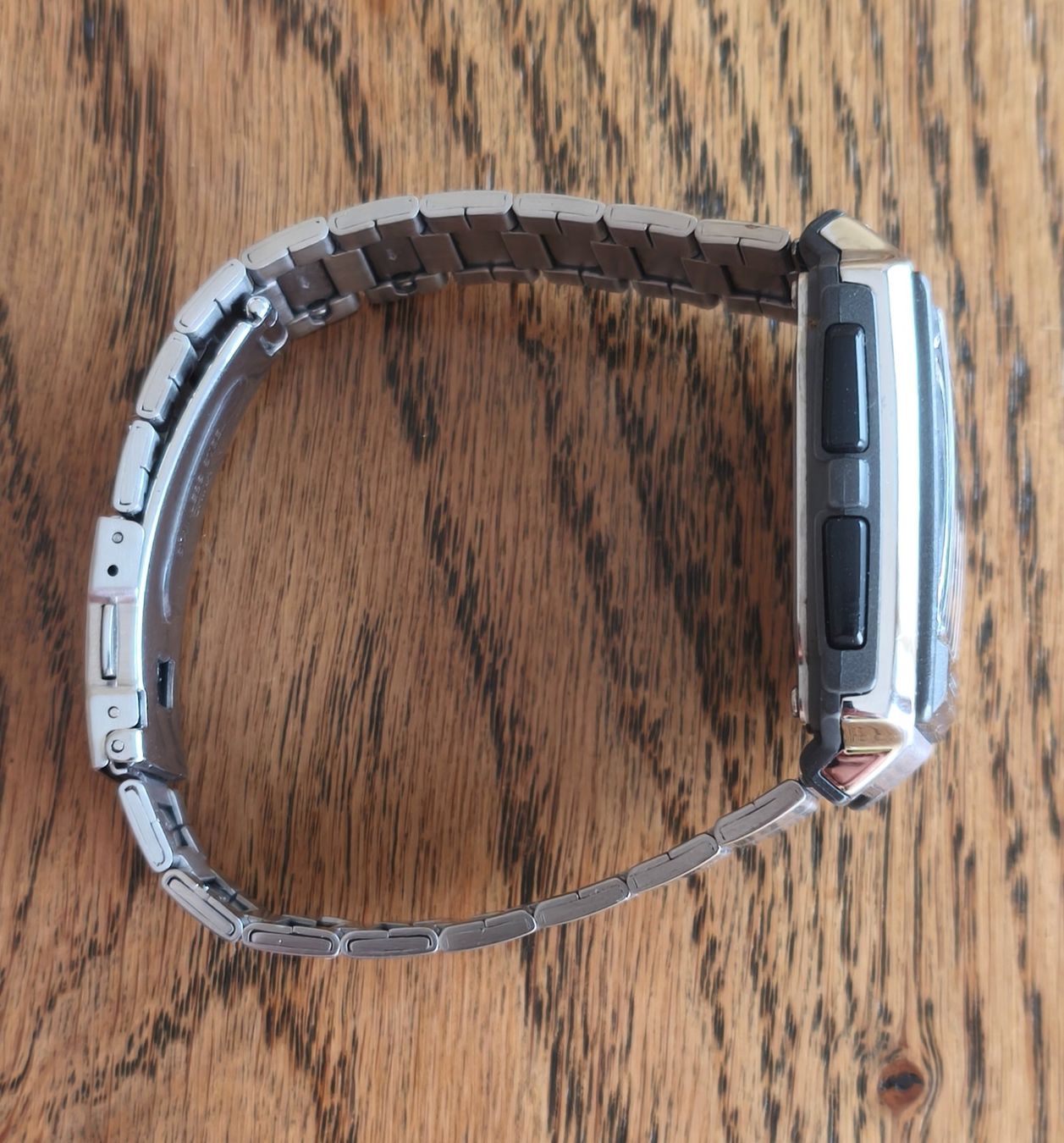 Casio Orologi: Casio WV-59E Wave Ceptor Multi Band 5 mit neuer Batterie – Usato da Aarau venduto da Blingo01 2