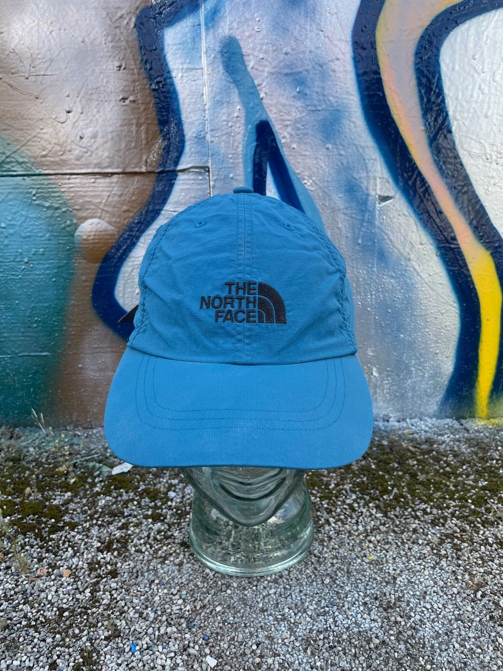 North Face Copricapi, berretti & cappellini: Vintage Y2K North Face 6-Panel Ripstop Cap – Usato da Zürich venduto da le_souk