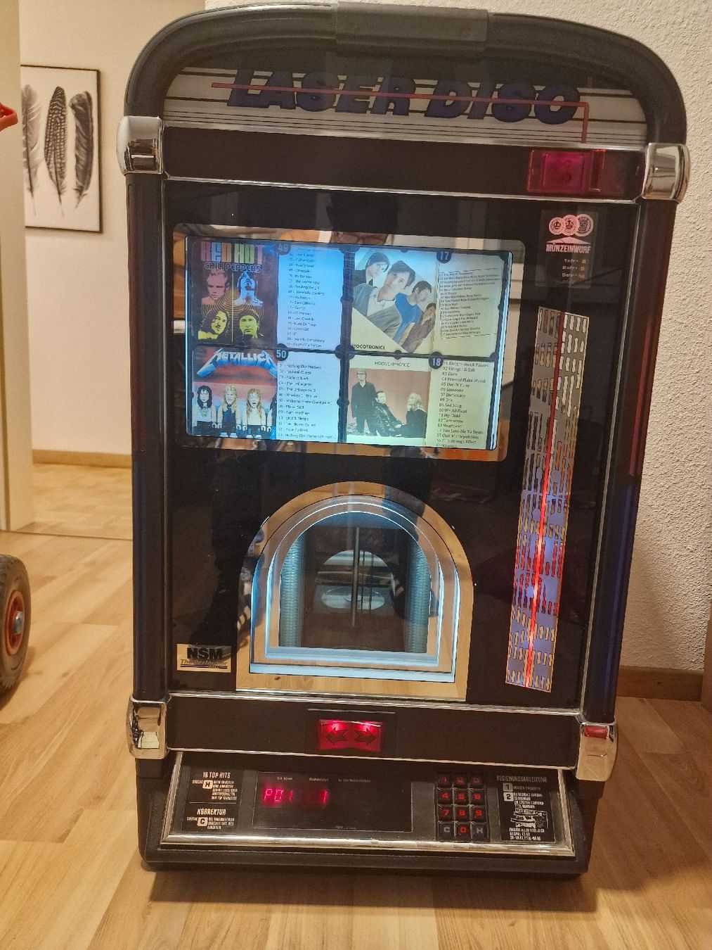 Jukebox: Jukebox Laser Disco NSM Performer Wall 2000 – Difettoso da La Chaux-de-Fonds venduto da Ric_m628