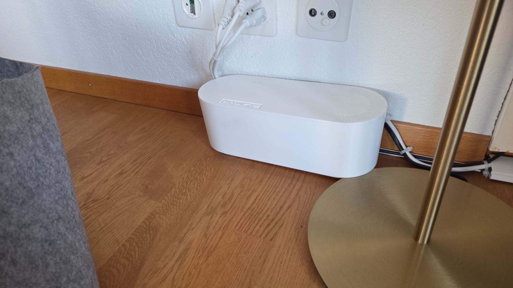 Contenitori & Simili: Kabelbox Weiss Marke A-LINE neuwertig – Usato da Weissbad venduto da Studently 1