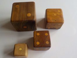antike yellow wood Würfeln (3)