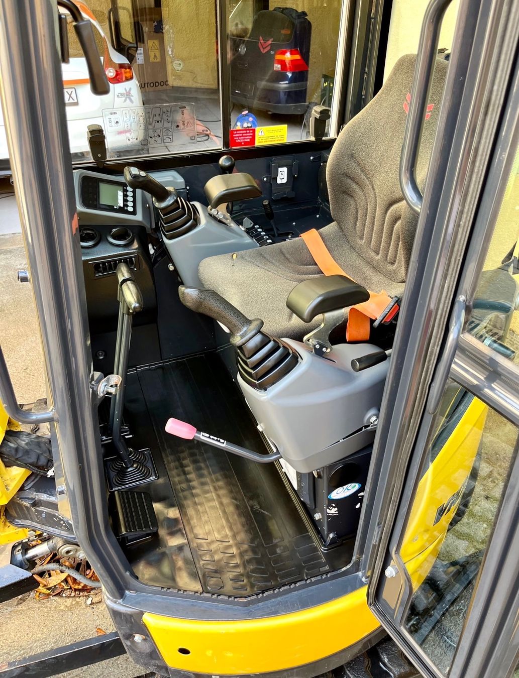 Yanmar Escavatori: Yanmar Vio 26 Bagger – Usato da Bachenbülach venduto da Simivk 1