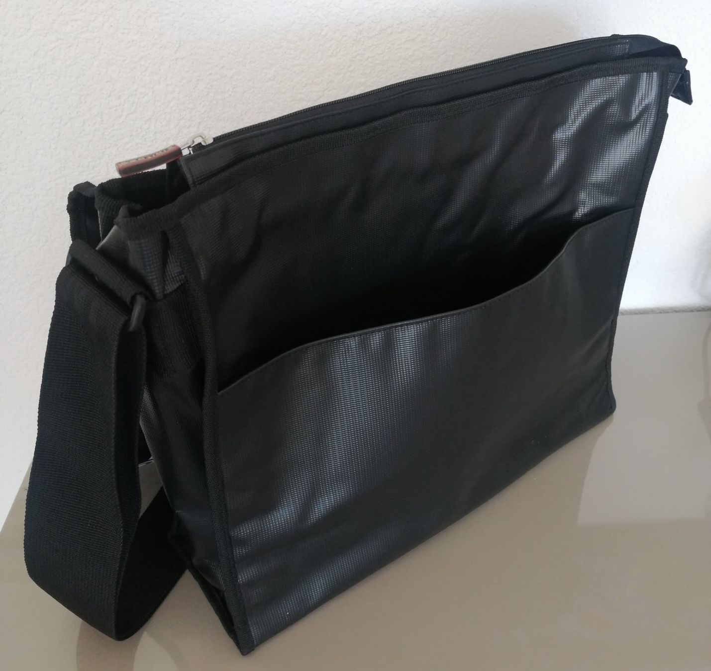 Borse: Laptoptasche zip it bag – Nuovo (secondo la descrizione) da Mosnang venduto da creativist 8