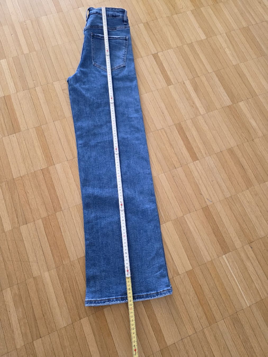 Jeans: Jeans mit Strass, Gr. 36, neuwertig, modisch top! – Usato da Laufenburg venduto da may_r2st 4