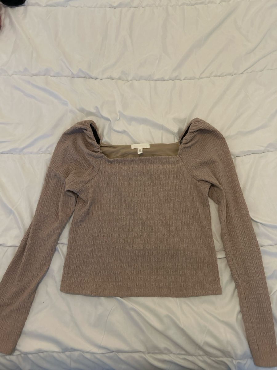 Top: H&M Long Sleeve Top, Size S, Square Neckline, Chic Look – Usato da Lausanne venduto da dre_th8k