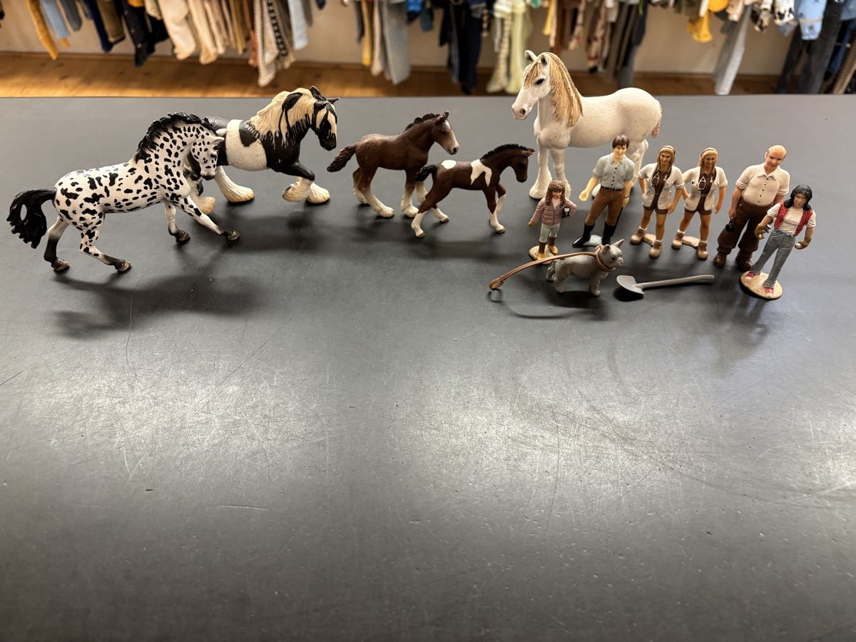 Schleich Figurines: Schleich Pferde Set – D'occasion à Büren an der Aare par Nikito2001