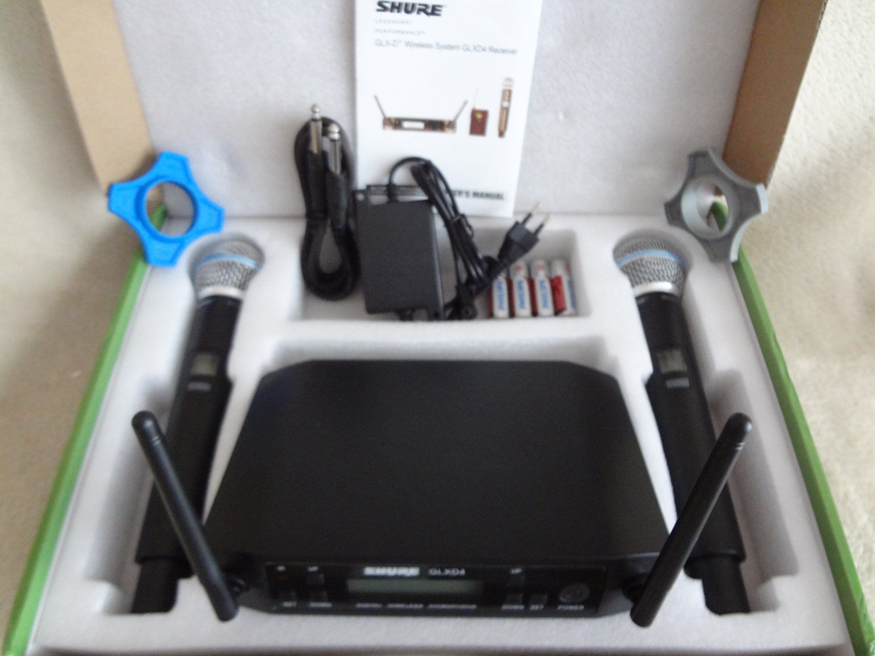 Shure Microfoni: Shure GLXD4 Beta 58a -  Microphone sans fil UHF set complet – Nuovo e nell'imballaggio originale da Aigle venduto da Prunellita 1