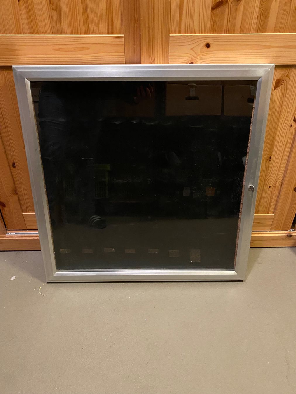 Vetrine: Abschliessbare Vitrine  Schaukasten – Usato da Vilters venduto da Zwaergli13 1