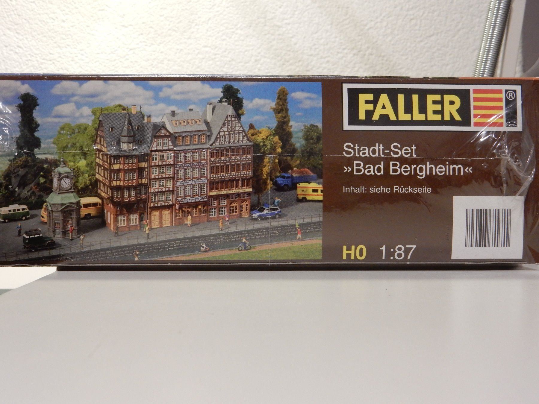 Faller Modellini di ferrovie: Faller Stadtset Bad Bergheim – Nuovo e nell'imballaggio originale da Embrach venduto da Welbach5821 2