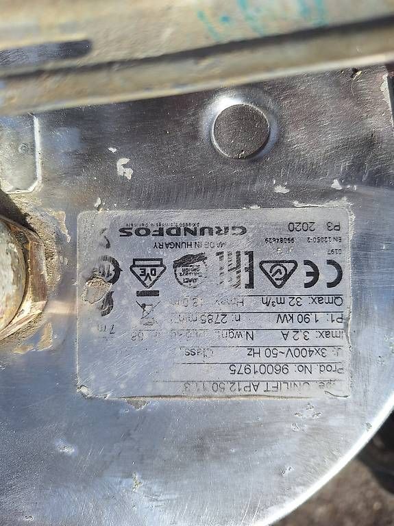 Pompes et pièces: Wesserpumpe – D'occasion à Uetendorf par Albi125 1
