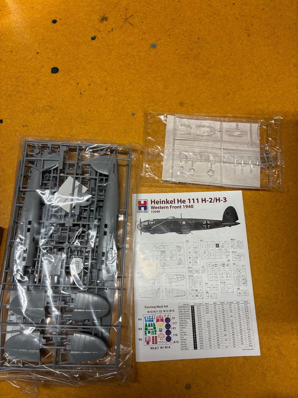 Kits de montage: Heinkel He 111 Hobby 2000 1:72 – Neuf avec emballage d'origine à Rapperswil BE par Silverwings 1