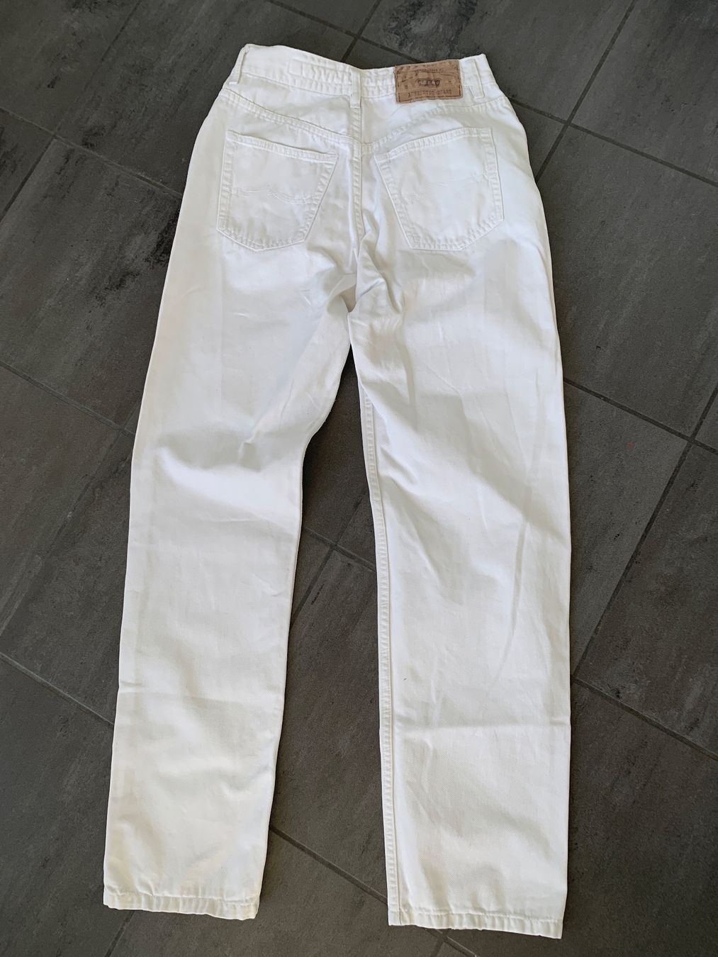 Jeans: Rocky weisse Jeans Damen M 32 – Gebraucht aus Auenstein von mar_8mxd 3