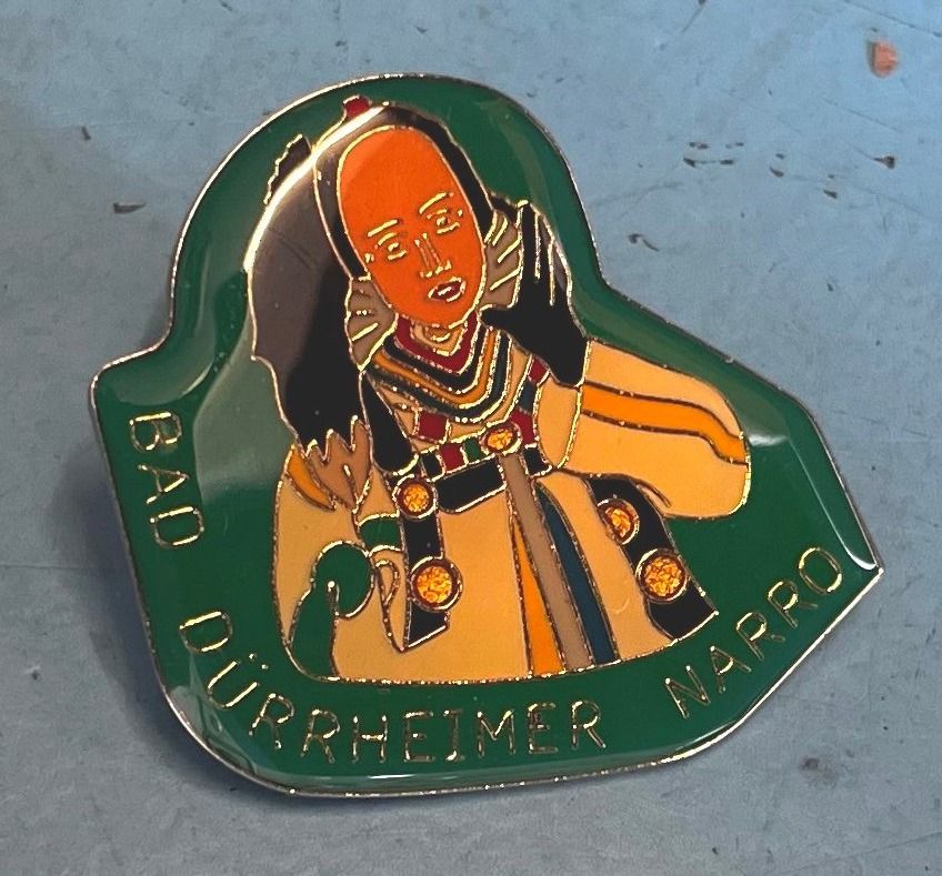 Placchette & Badge: Fasnachtspins Carneval  Deutschland – Usato da Obernau venduto da Wgnom 2