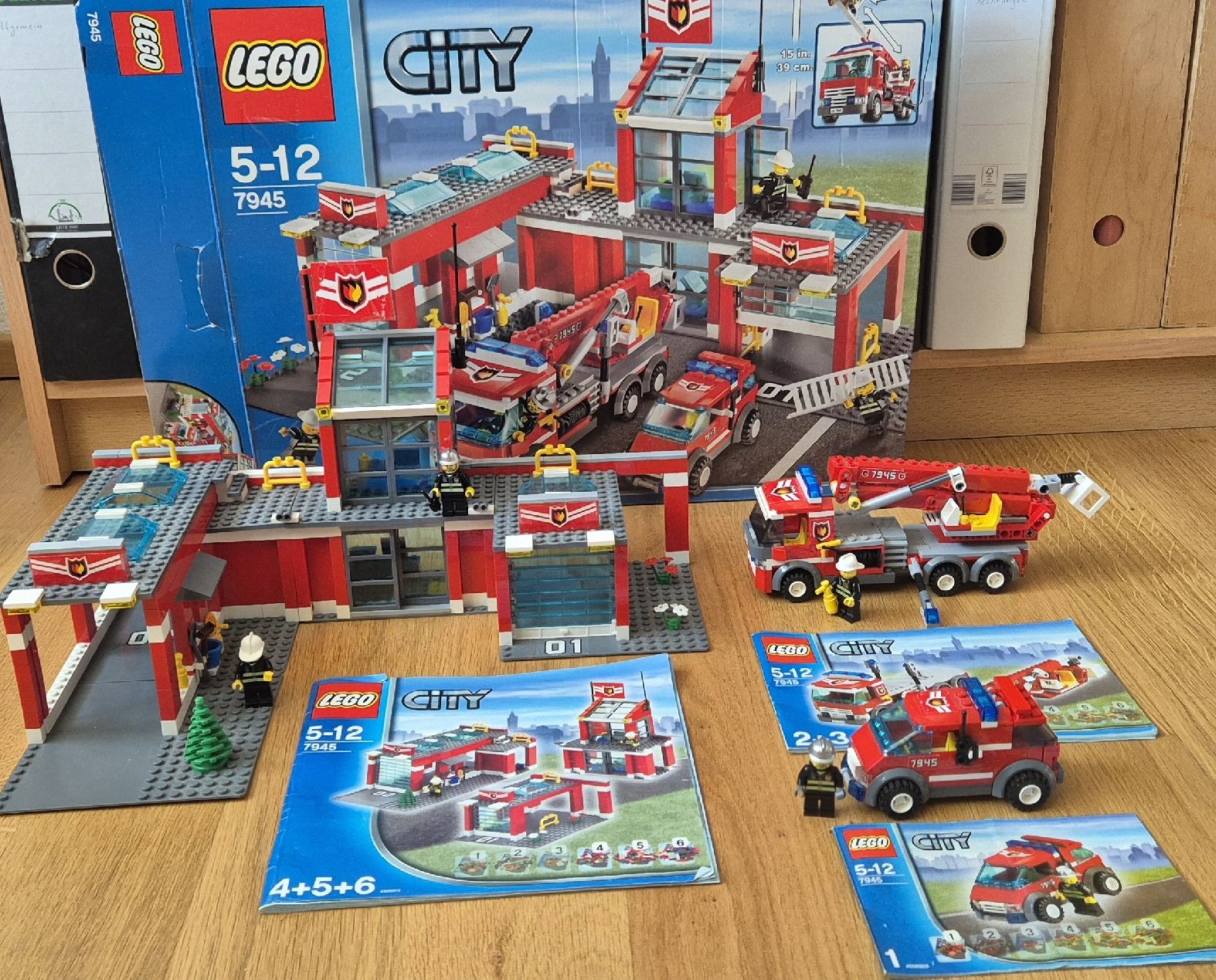 Lego Kit di costruzioni: LEGO City Feuerwehr 7945  – Usato da Beringen venduto da ste_7qjz