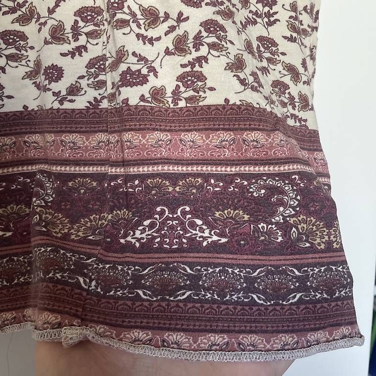 Top: Tanktop xs – Usato da Itingen venduto da alexasoldie 3