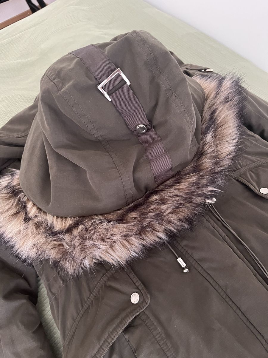 Giacche: Damen Parka Khaki Grösse 36, Kunstpelz – Usato da Jona venduto da lau_k95h 5