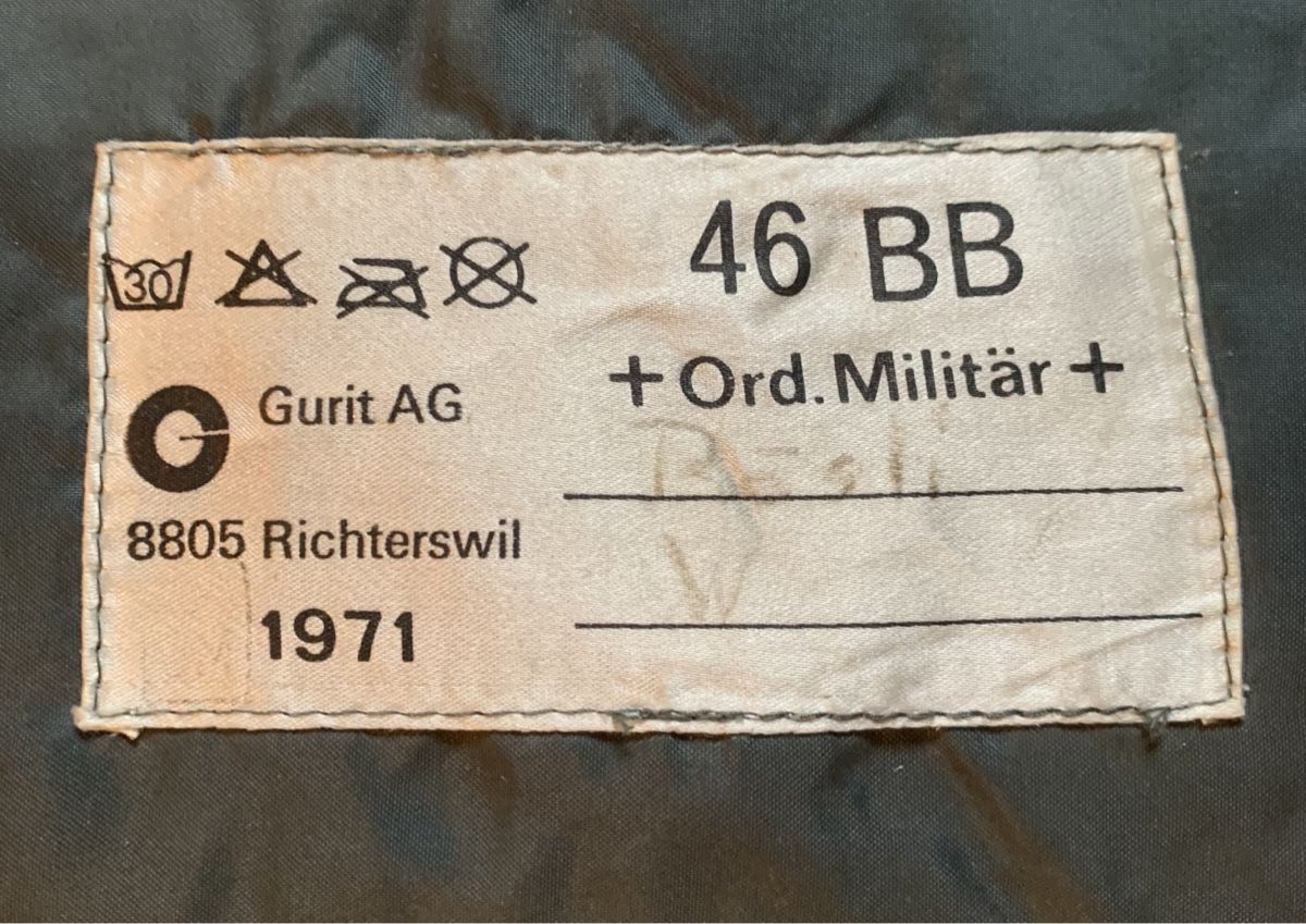 Schweizer Armee Cappotti: Ausgangsregenschutz der CH Armee Grösse 46BB – Nuovo (secondo la descrizione) da Goldingen venduto da Bergler012 3