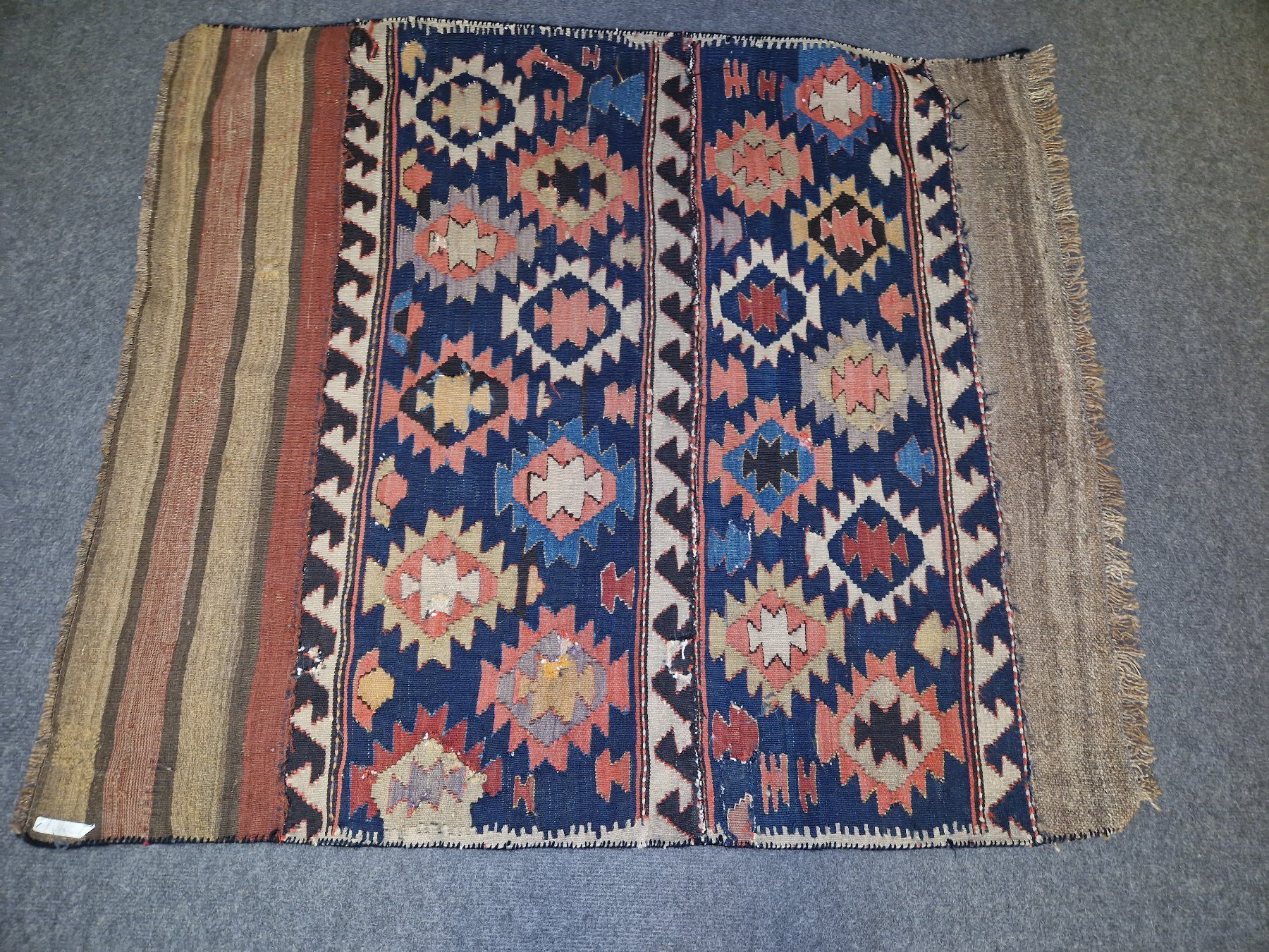 Tapis: antiker Teppich – D'occasion à Seedorf BE par Stibutz 4