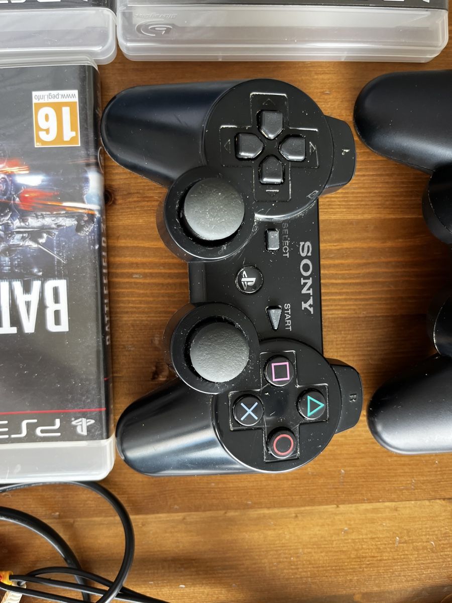 Sony Konsolen: PS3 inklusive Spielen – Gebraucht aus Zürich von maa_ttw2 5
