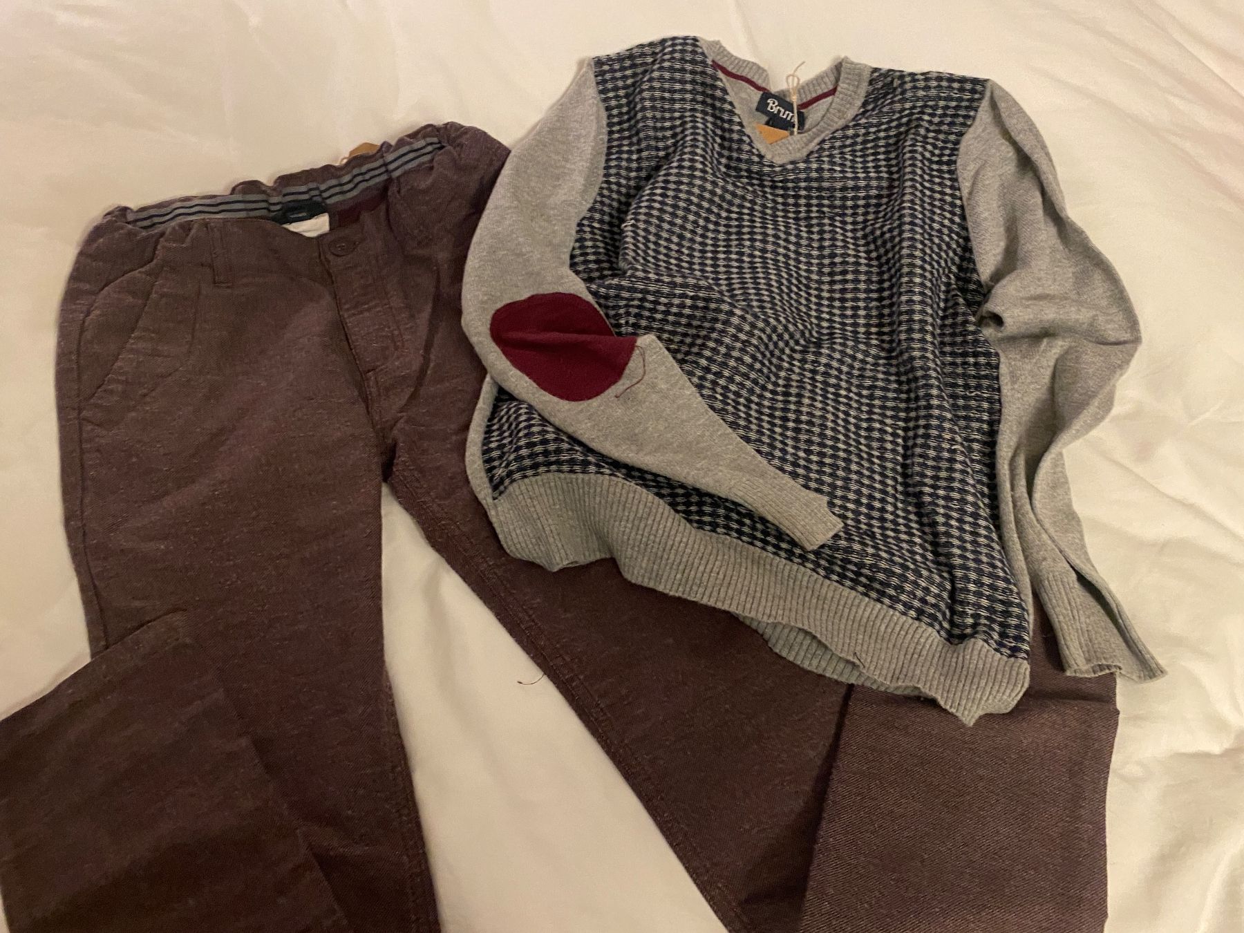 Ensembles coordonnés: Hose und Pulli kleidungset – D'occasion à Reinach BL par stutkir