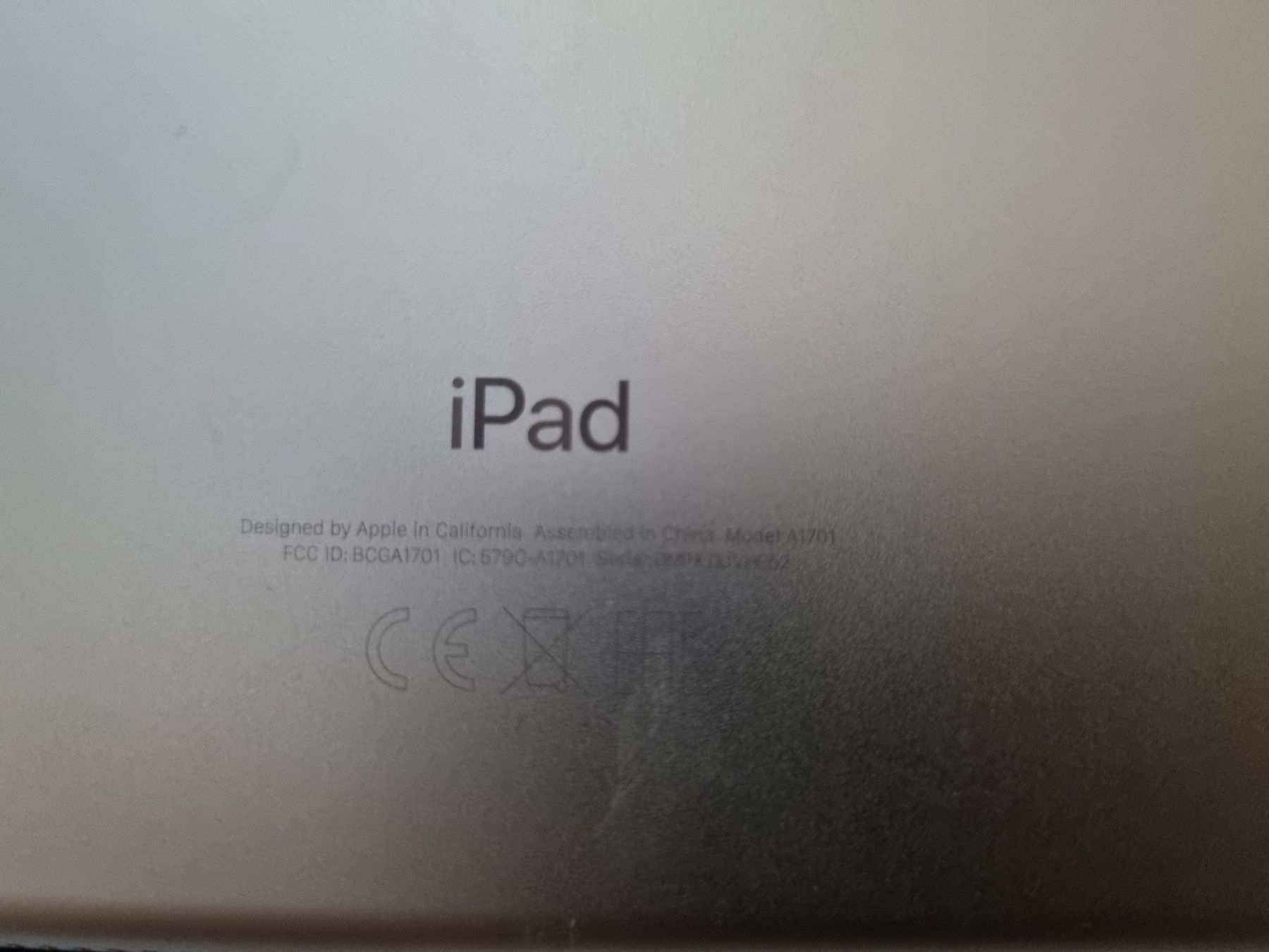 Apple Tablet PC: Apple iPad Pro A1701 10.5" Gold – Usato da Rüschlikon venduto da Igel4 3