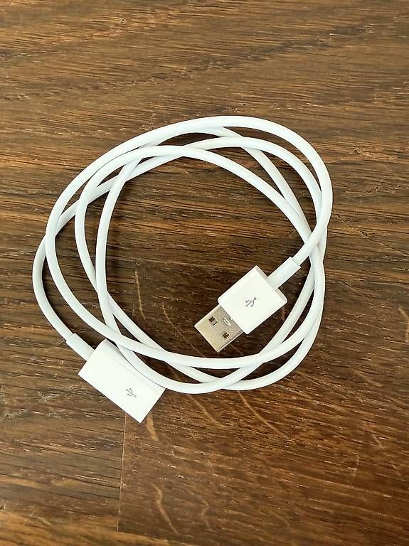Apple Unità & Adattatore: USB-A auf USB-A Verlängerungsadapter – Nuovo (secondo la descrizione) da Zürich venduto da TomTom2011