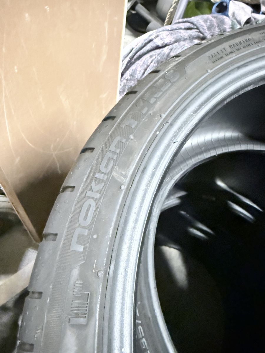 Pneumatici & Ruote complete: 2x 235/35R19 Nokian Powerproof – Usato da Nussbaumen AG venduto da deki_crx 1