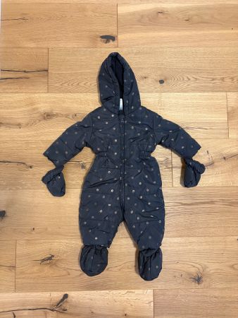 Baby Schneeanzug schwarz mit goldenen Punkten, Grösse 68