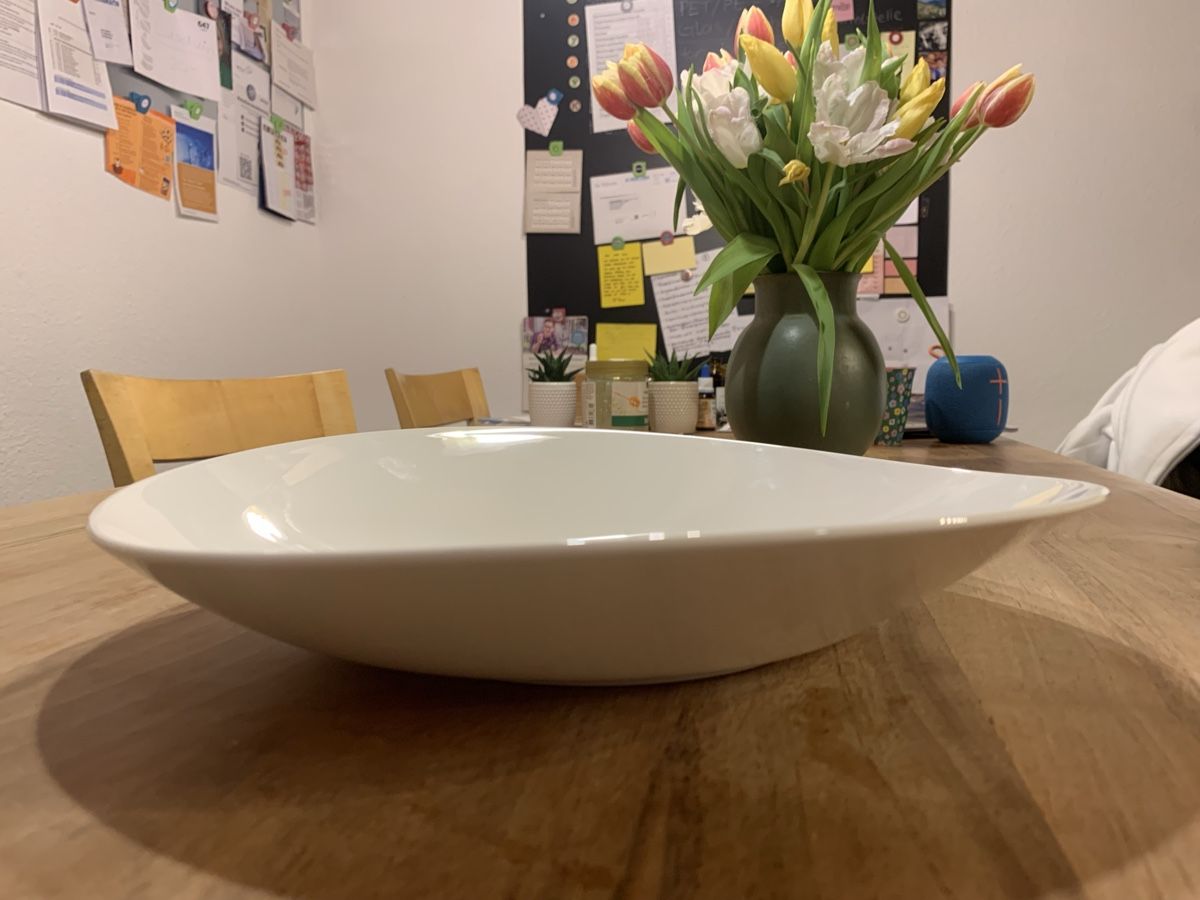 IKEA SKYN Bone China / grosse Porzellan Schale weiss (32 cm) (Gebraucht) in Winterthur für CHF 15 – nur Abholung auf Ricardo kaufen