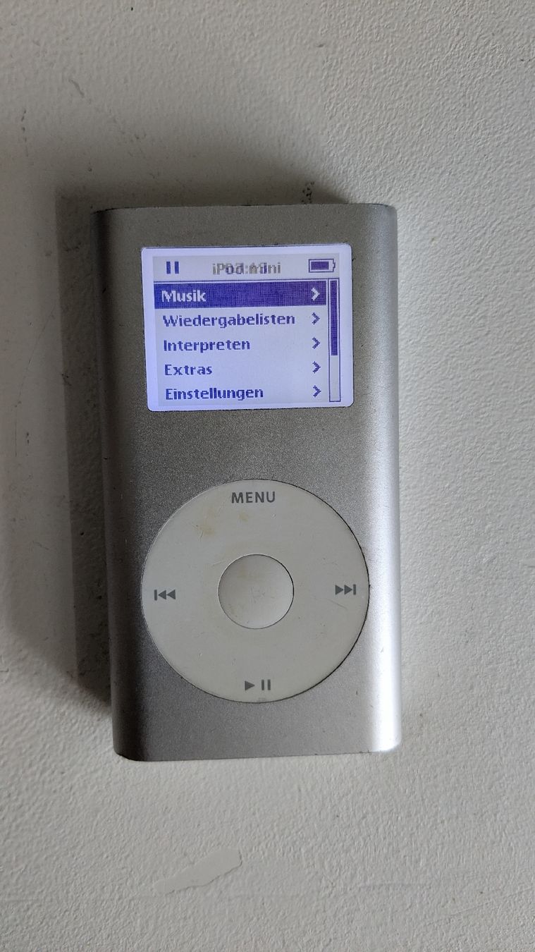 Apple Lettore multimediale portatile: iPod mini 1  – Usato da Zürich venduto da enri23