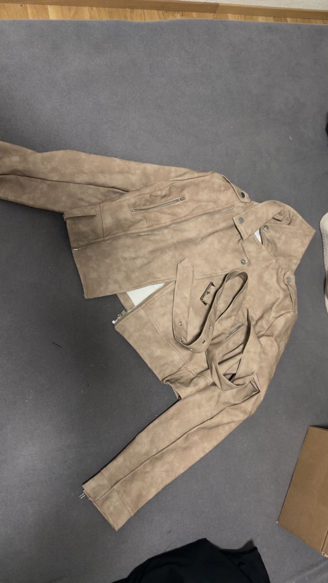 Vestes: Lederjacke damen – Neuf (Voir description) à Pieterlen par sam_58jm