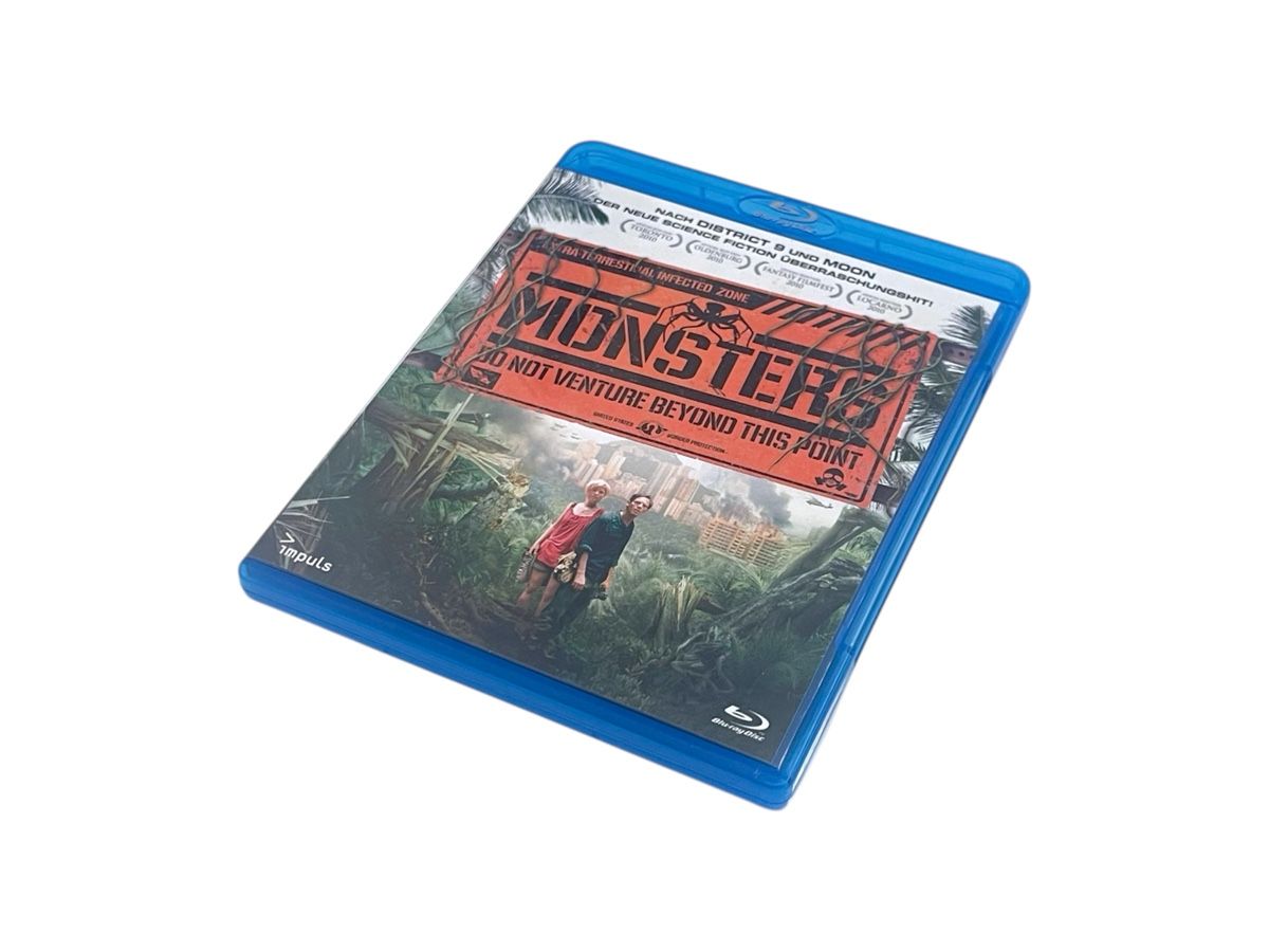 Alle DVDs: Monsters - Blu-Ray - Sci-Fi-Horror - Top Zustand! – Gebraucht aus Luzern von woti-shop 4