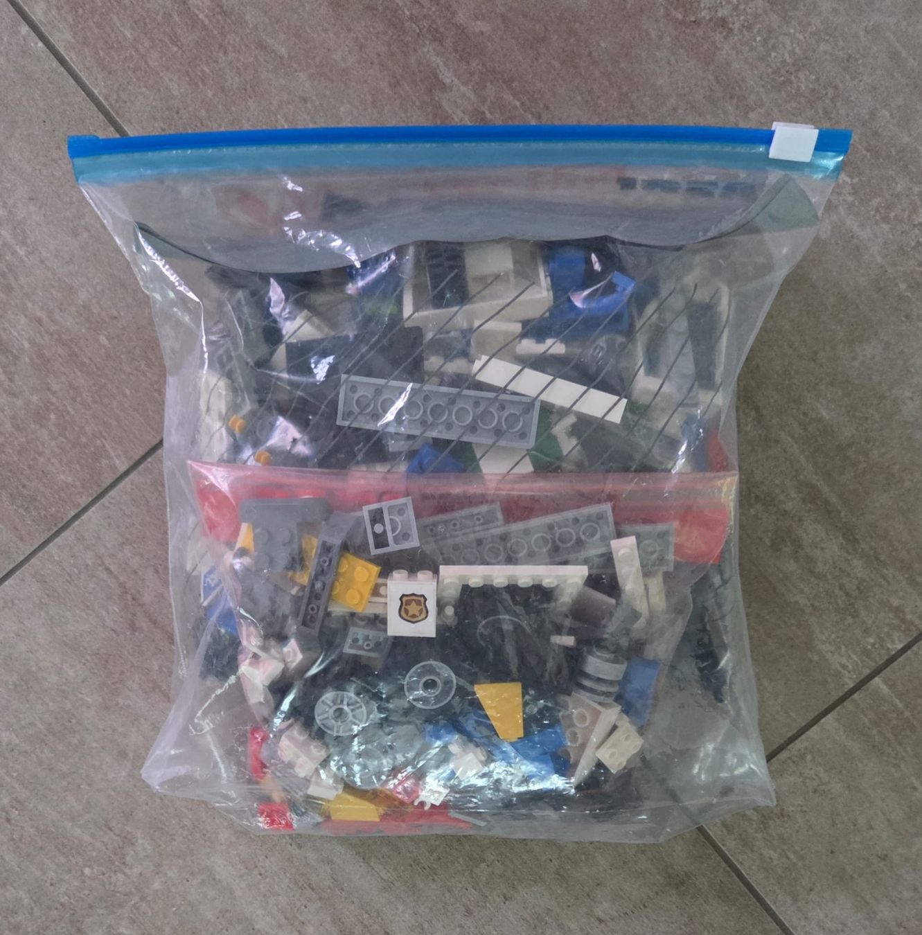 Lego Giocattoli: LEGO City 60141 Polizeiwache – Usato da Steinen venduto da bra_9w8w 3
