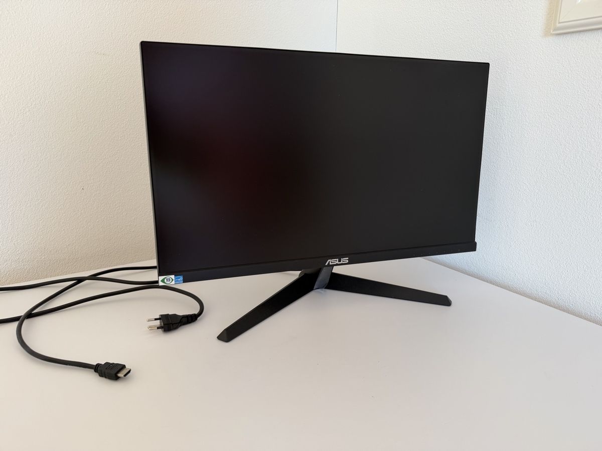 Asus Monitor: Asos computer screen – Usato da Au ZH venduto da gad_r9b6 2