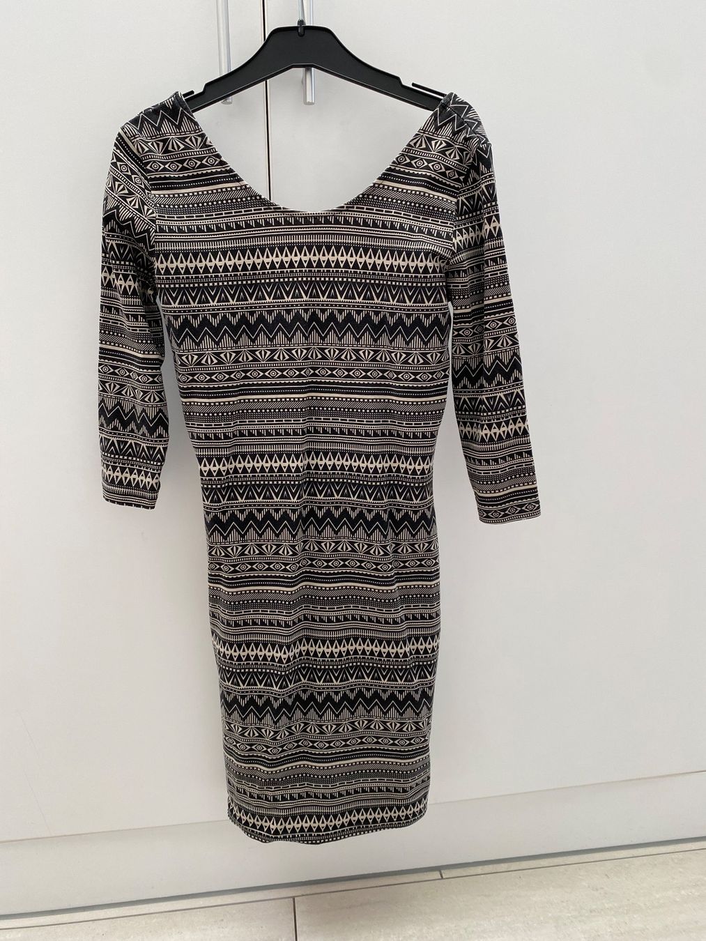 Kleider: Elegantes Kleid Gr.S – Gebraucht aus Wädenswil von JJ15