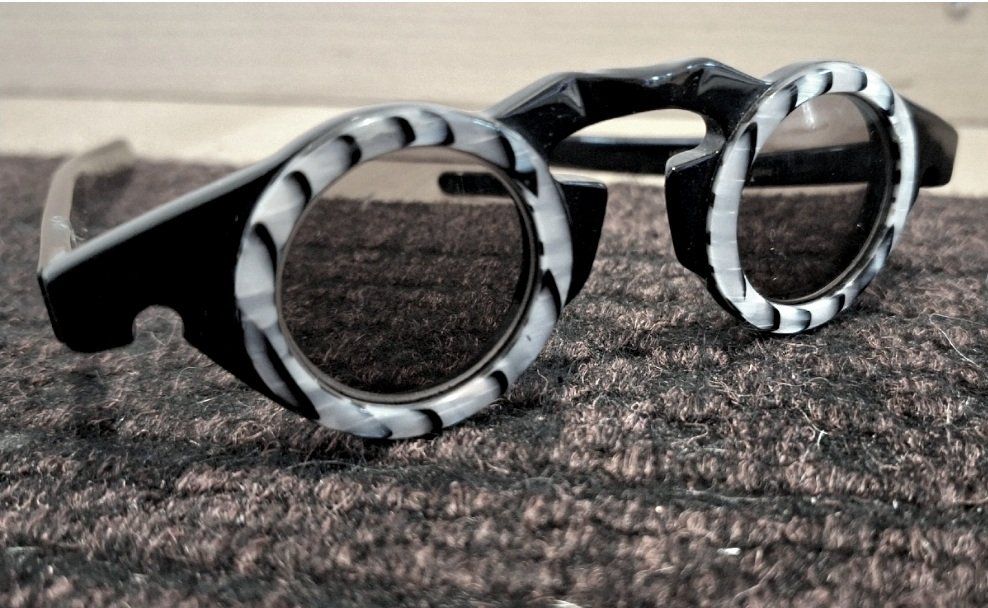 Occhiali & Lenti: Designer-Brille VIDOCQ - SNAKE Schwarz – Usato da Emmenbrücke venduto da abu_9mj8 2