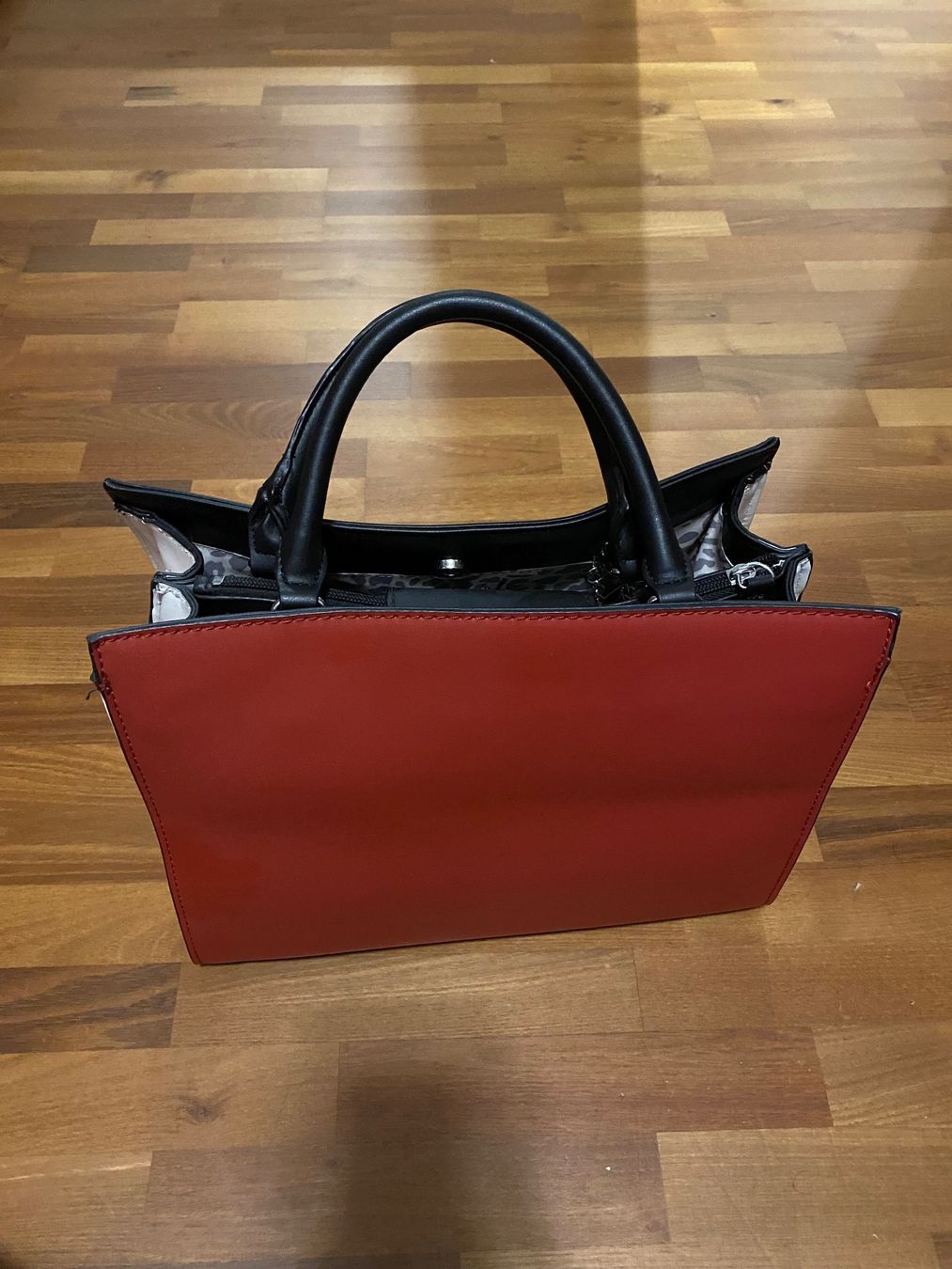 Guess Borse da donna: Guess Tasche - wie neu – Usato da Oberbüren venduto da wuna123 1