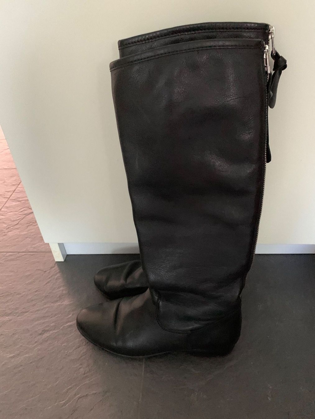 Scarpe da donna: Lederstiefel schwarz Gr. 37 – Usato da Bonstetten venduto da VCLS 1