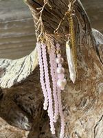 Ohrhange assimetrische, rose Quartz,rosen Perlen 