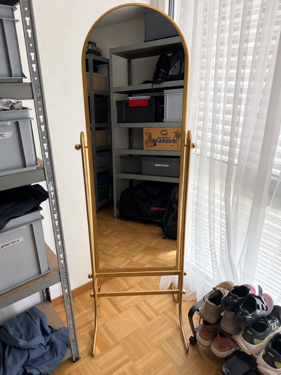 Spiegel: Standspiegel goldfarben 160 cm – Gebraucht aus Liestal von Olivia_W 1