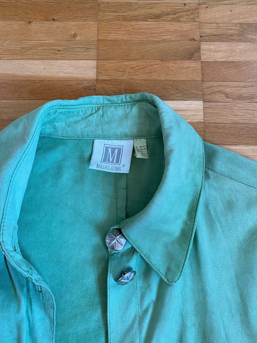 Jacken: Jacke grün, Gr.42-44, Länge 86cm – Gebraucht aus Kastanienbaum von Muenchnerkindl1 1